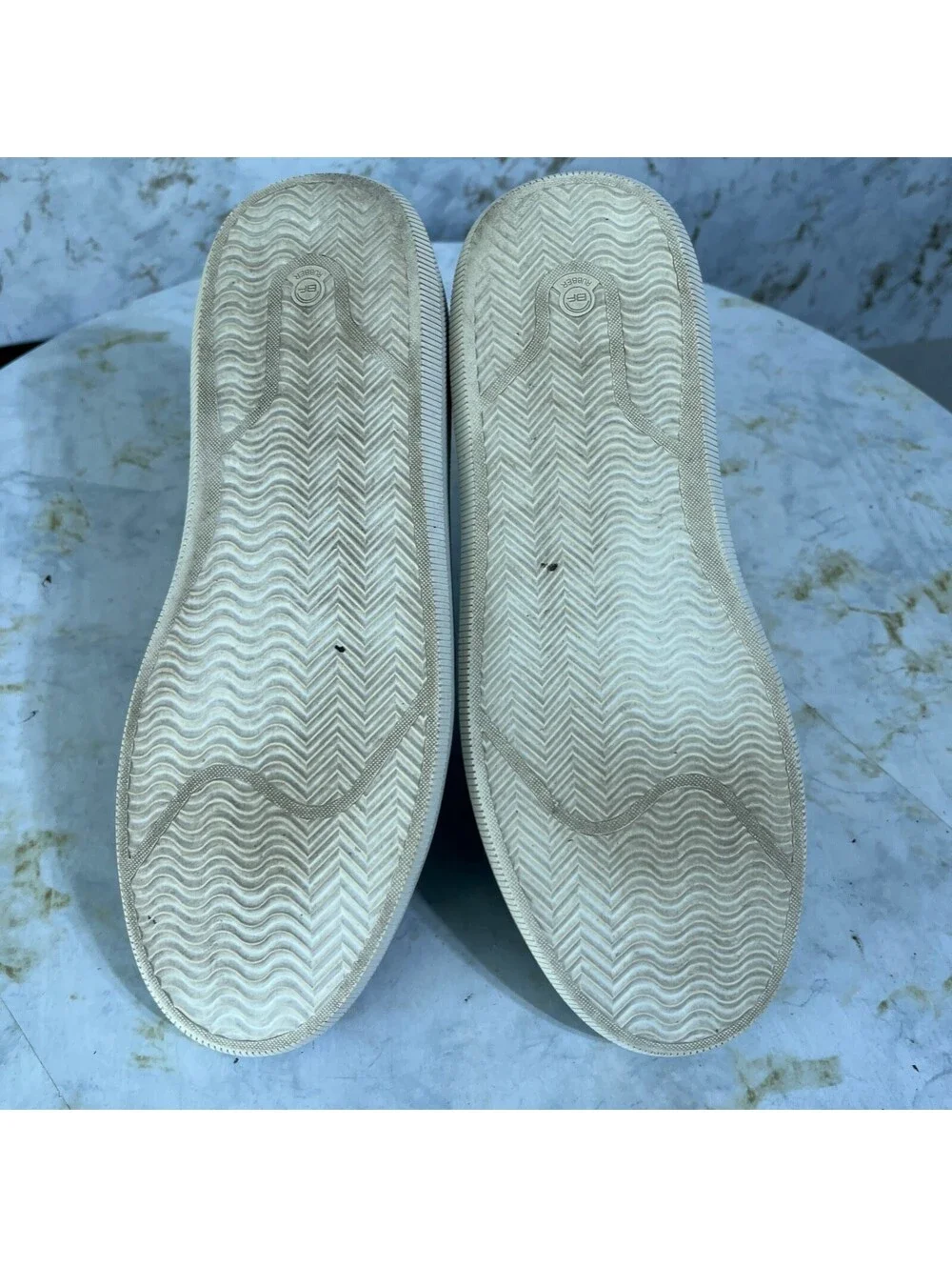 Vince Men's Size 8M Shoes Black White Suede Slip On Comfort Casual Sneakers